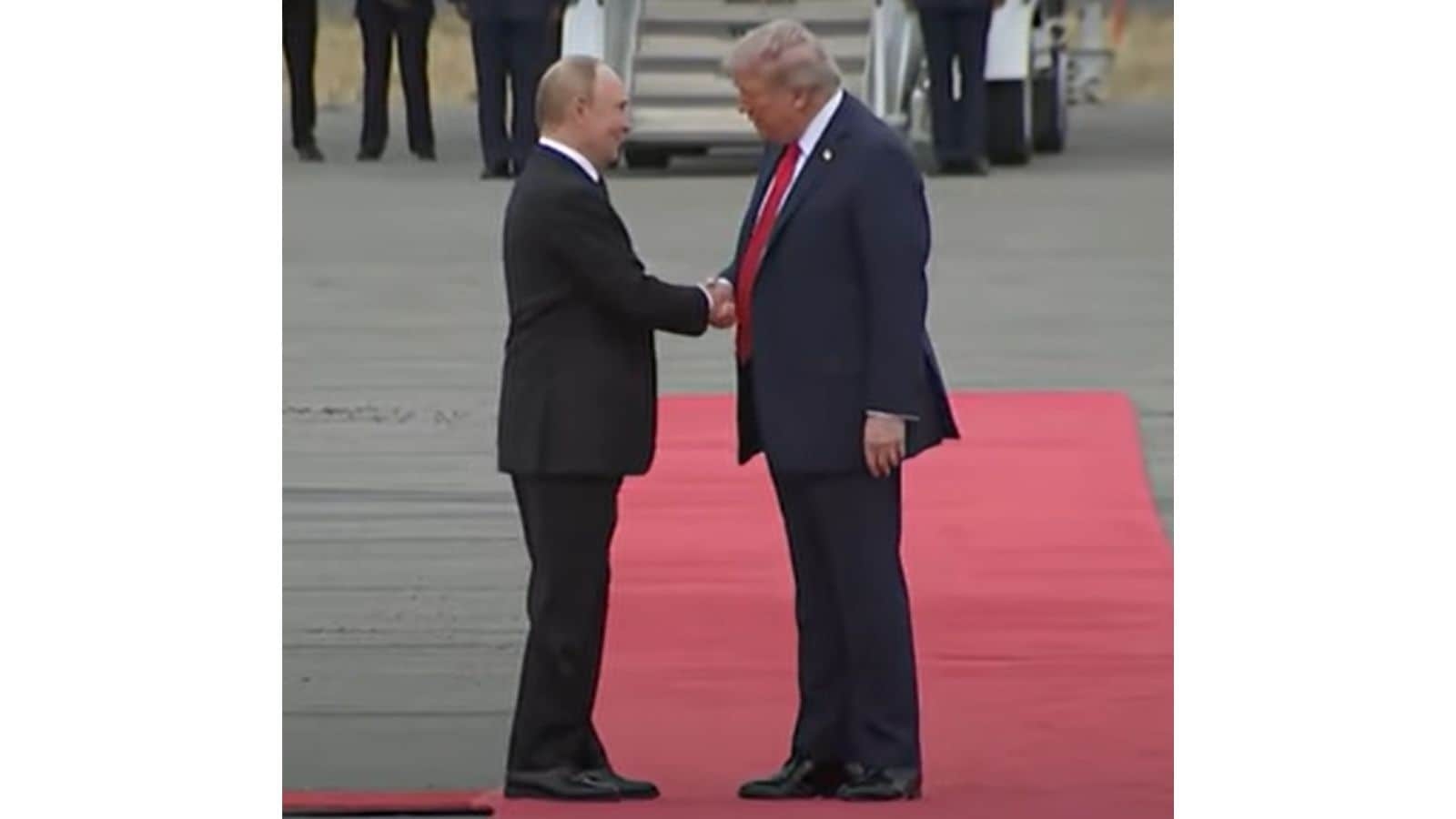 Trump and Putin greet each other in Alaska ahead of high-stakes Ukraine talks
