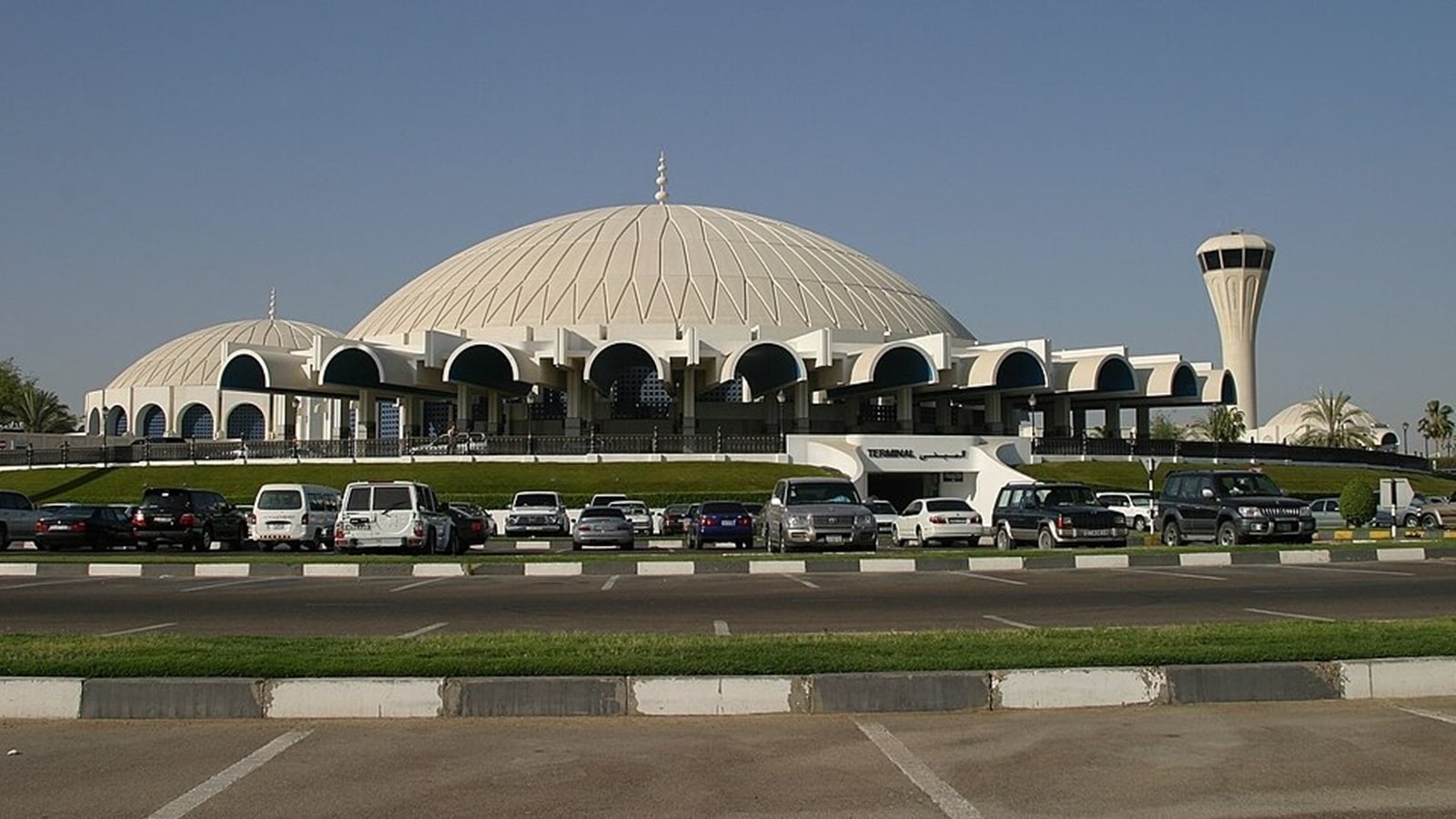 Planning a trip to UAE from India? Here's what not to pack, especially in your hand luggage