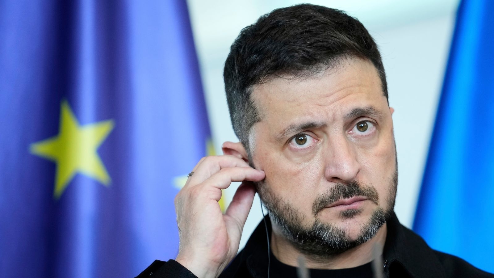 Trump conveyed Putin's demand for more Ukrainian territory to Zelenskyy, source says
