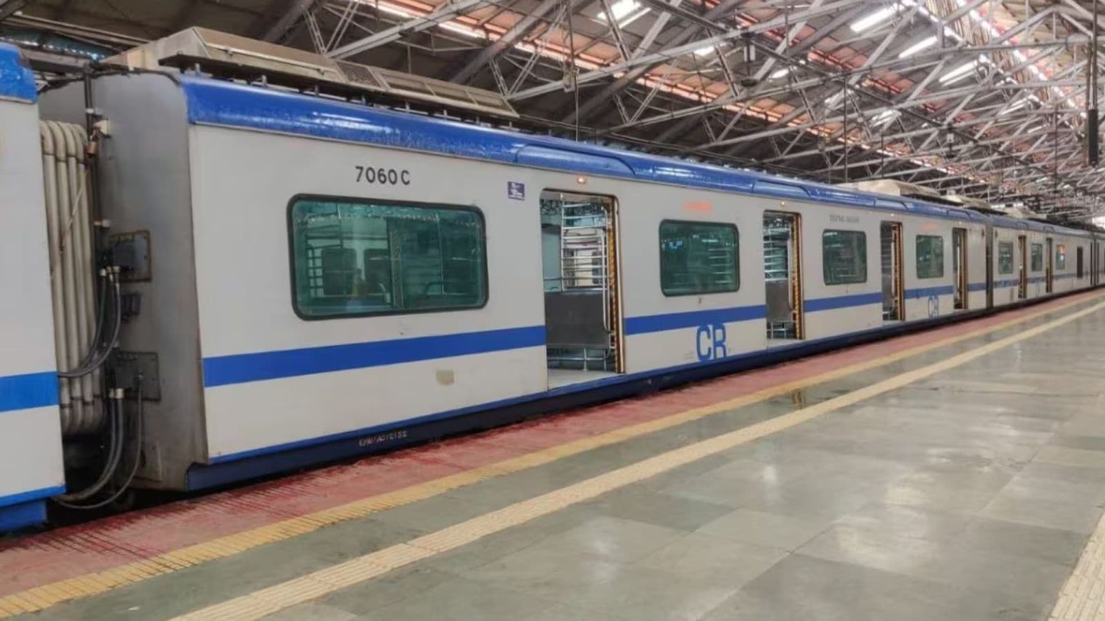 Mumbai to get 268 AC local trains; Fadnavis says fare will be same as that of non-AC trains