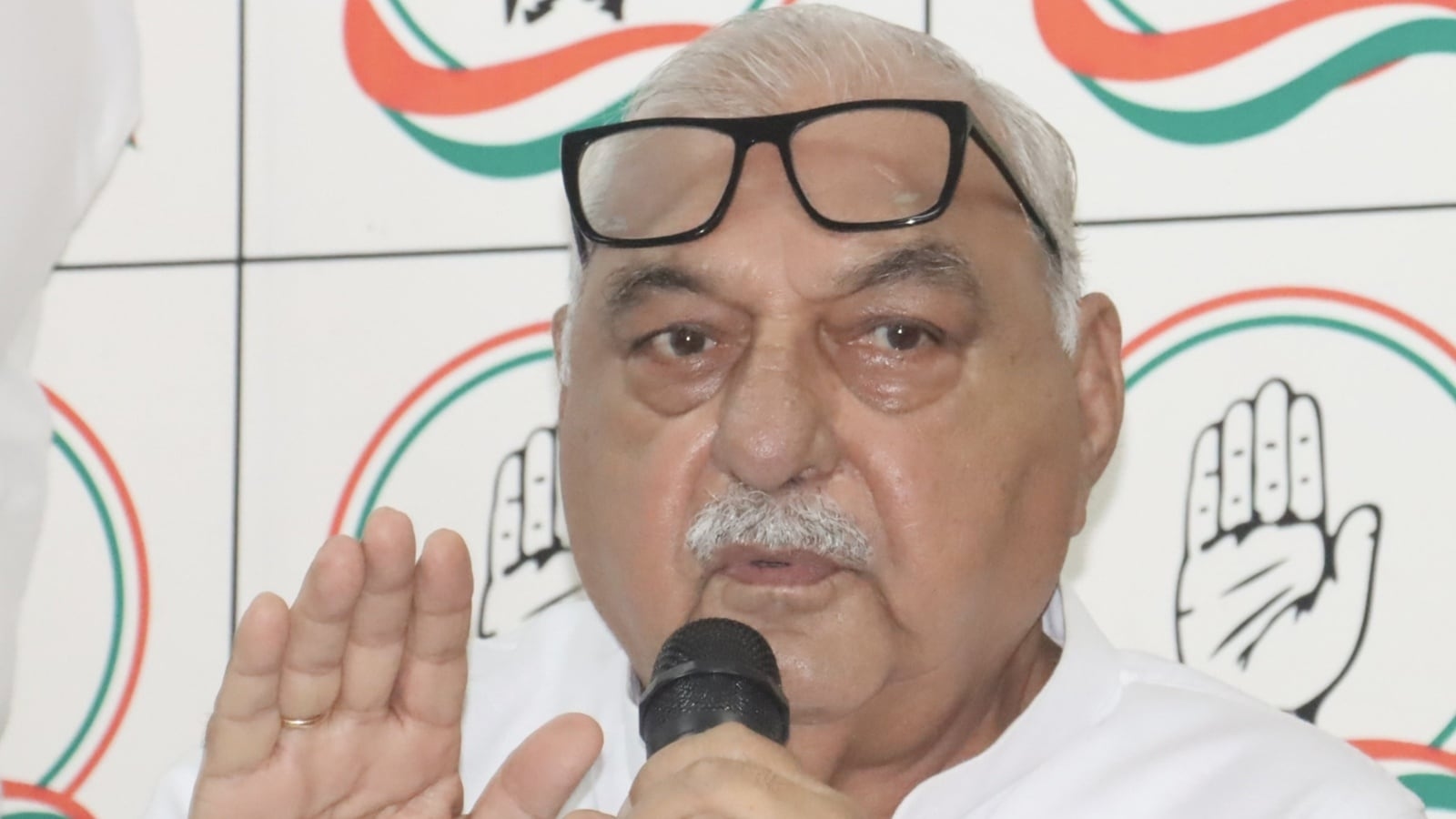 Bhiwani teacher murder case: Kin demand ‘fresh postmortem report'; failure of law & order, says Former CM