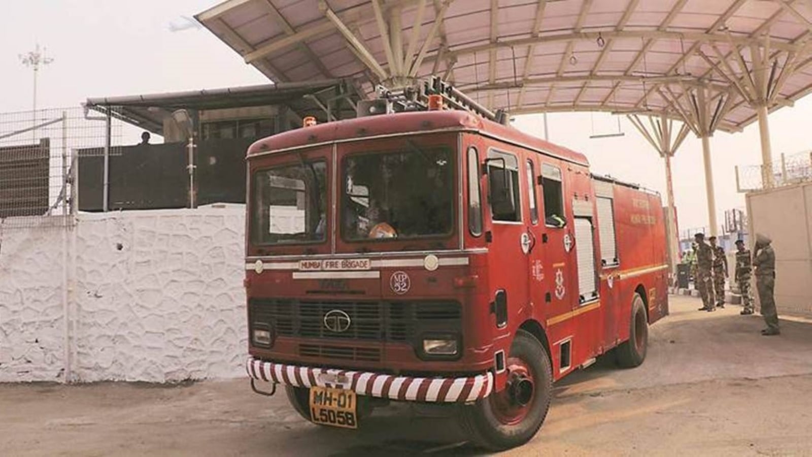 Two police officers, three fire brigade personnel from Pune awarded President's Medal