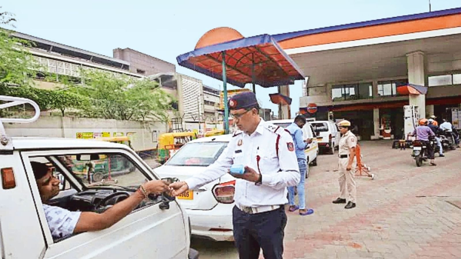 ‘Much-needed relief': Govt welcomes SC directive on end-of-life vehicles