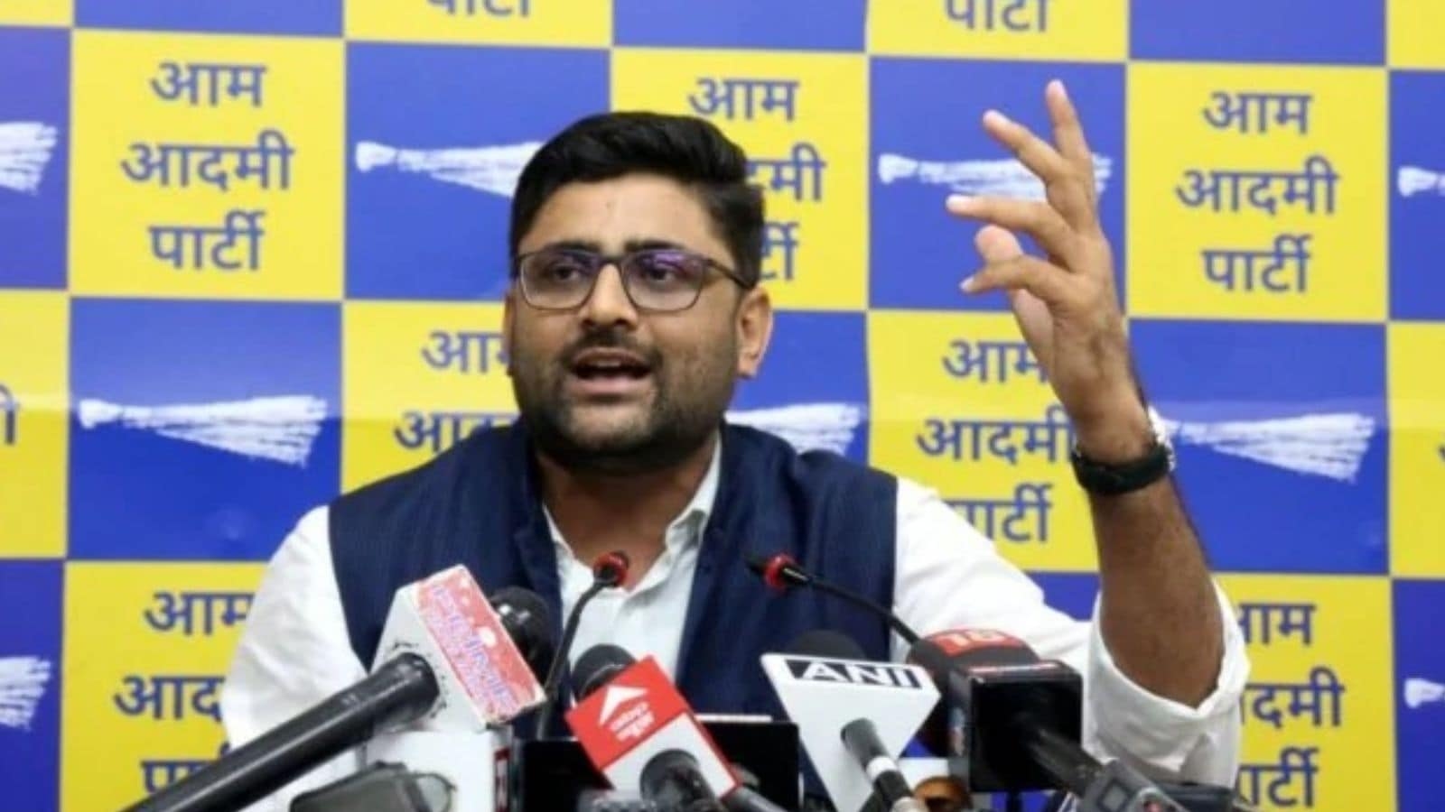 Eco sensitive zones, crop insurance: Italia meets Gujarat CM, flags five major concerns