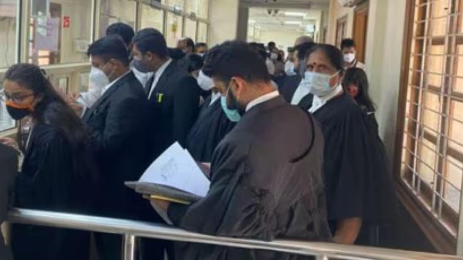 Lawyers using social media to seek clients? Bar Council of Delhi issues warning