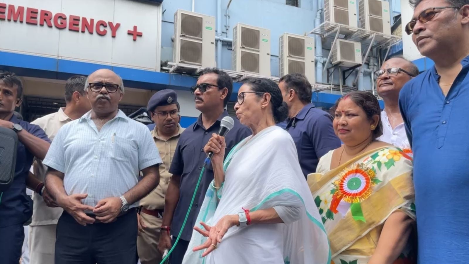 39 children fall sick during Independence Day parade, Mamata meets them at hospital