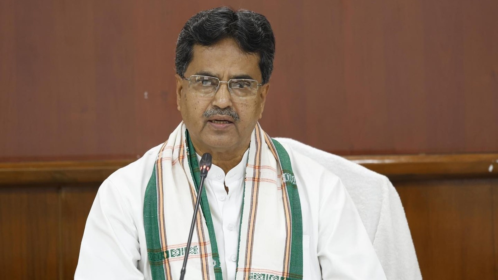 Tripura govt suspends Teliamura SDM, issues show-cause notice to DM over death of trucker in Khowai district