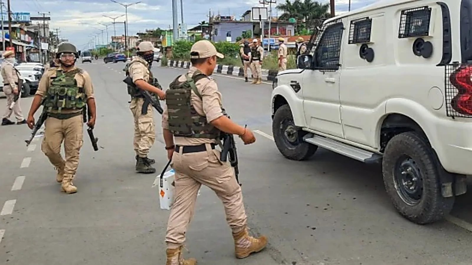 Manipur: 5 cops suspended for  accepting bribe