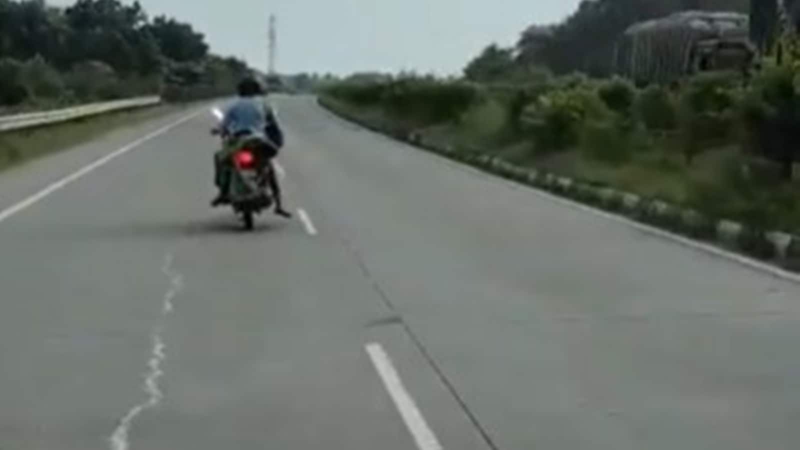 Man carries wife's body on bike: How Nagpur Police used AI to find truck involved in fatal accident
