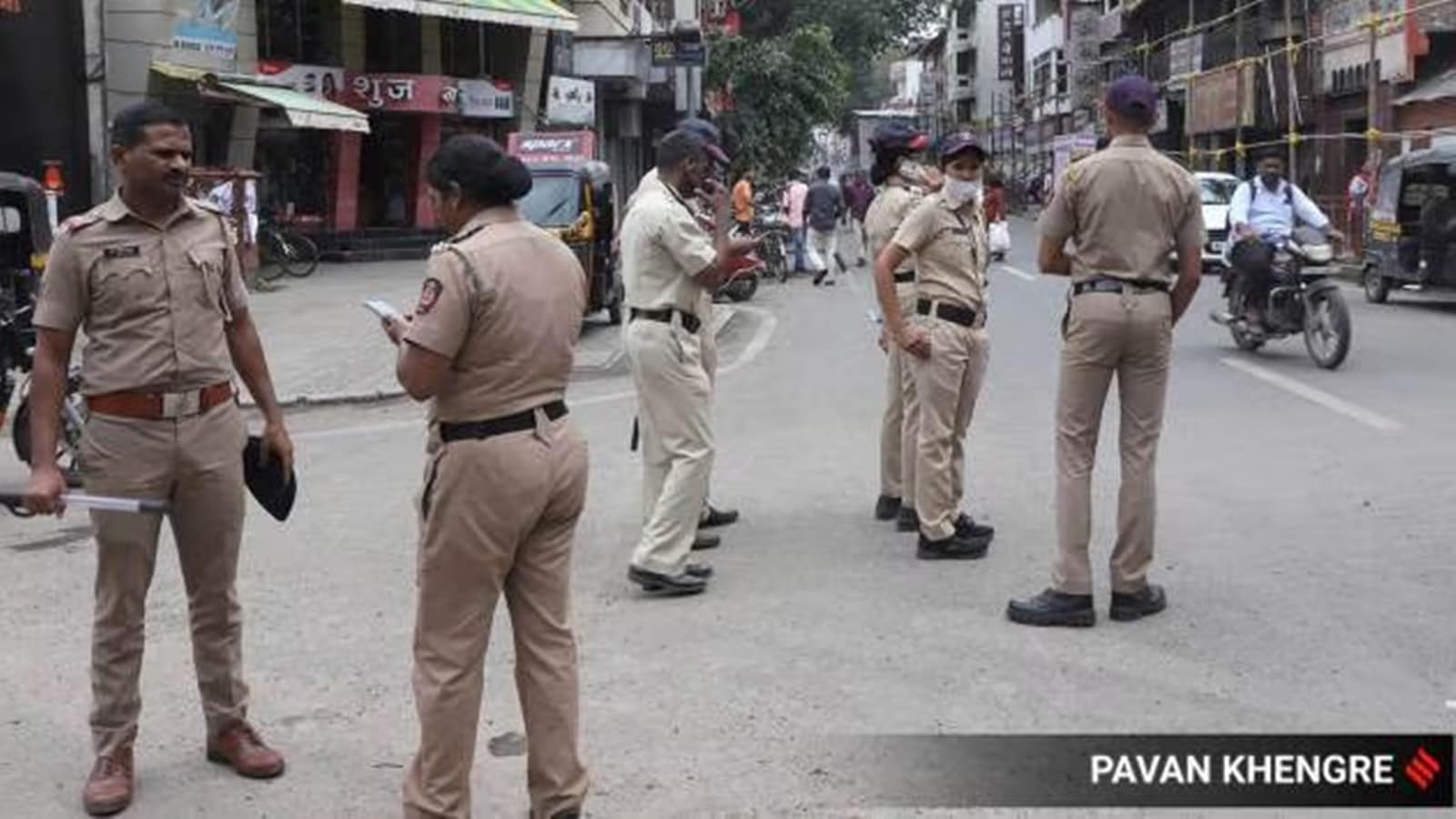 Two illegal Bangladeshi migrants arrested from a hotel in Chinchwad: Police