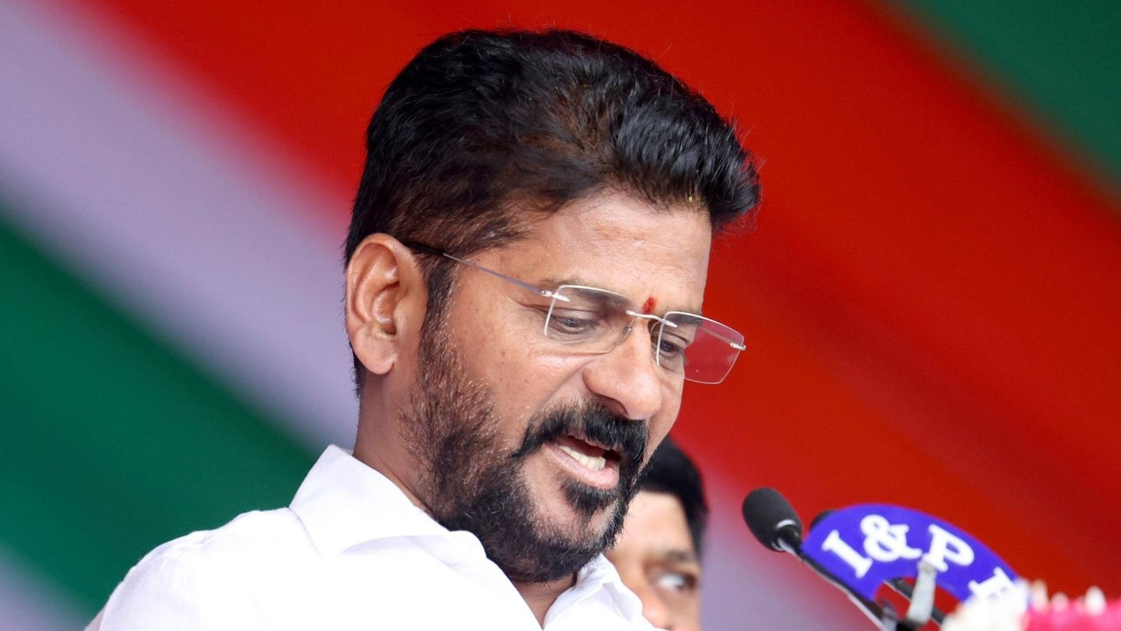 In seeking support for Sudershan Reddy, Revanth evokes Telugu pride – and a throwback to Narasimha Rao
