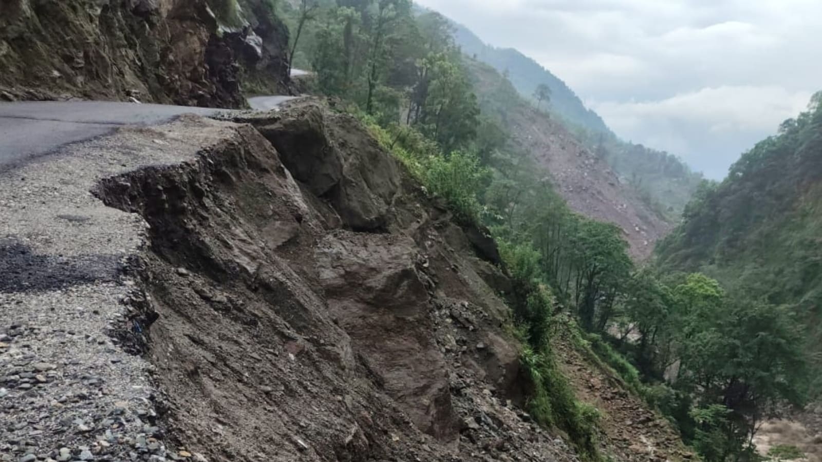 Planning Sikkim Trip This Monsoon? Tourist Passes Suspended, What Travellers Must Know
