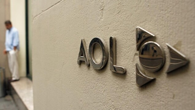 AOL to end dial-up internet services, a '90s relic still used in some remote areas