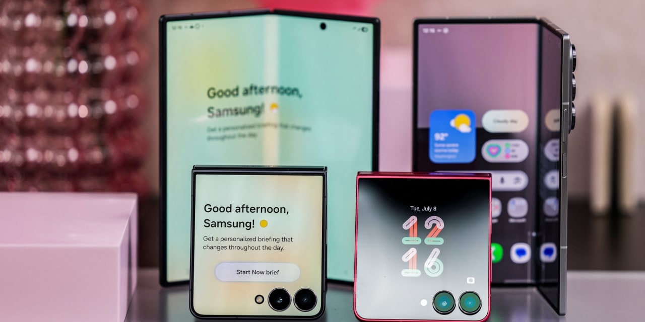 Samsung Electronics Posts Lower Net Profit, Weighed by Chip Business