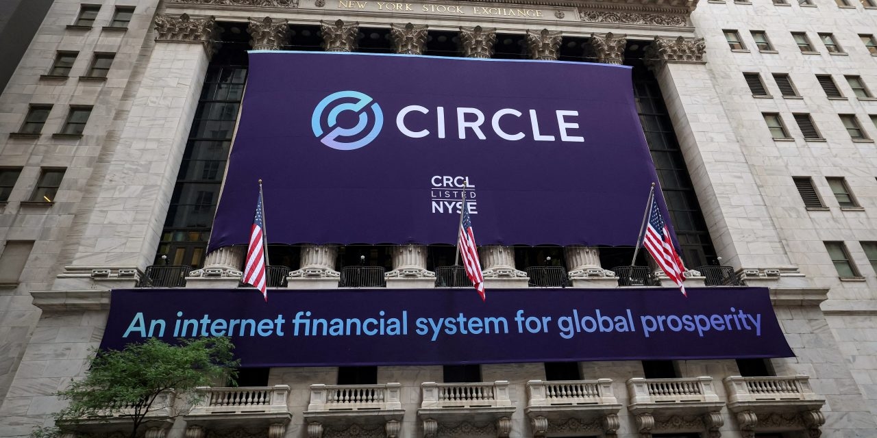 Crypto Firm Circle Posts Loss in First Earnings Report After IPO