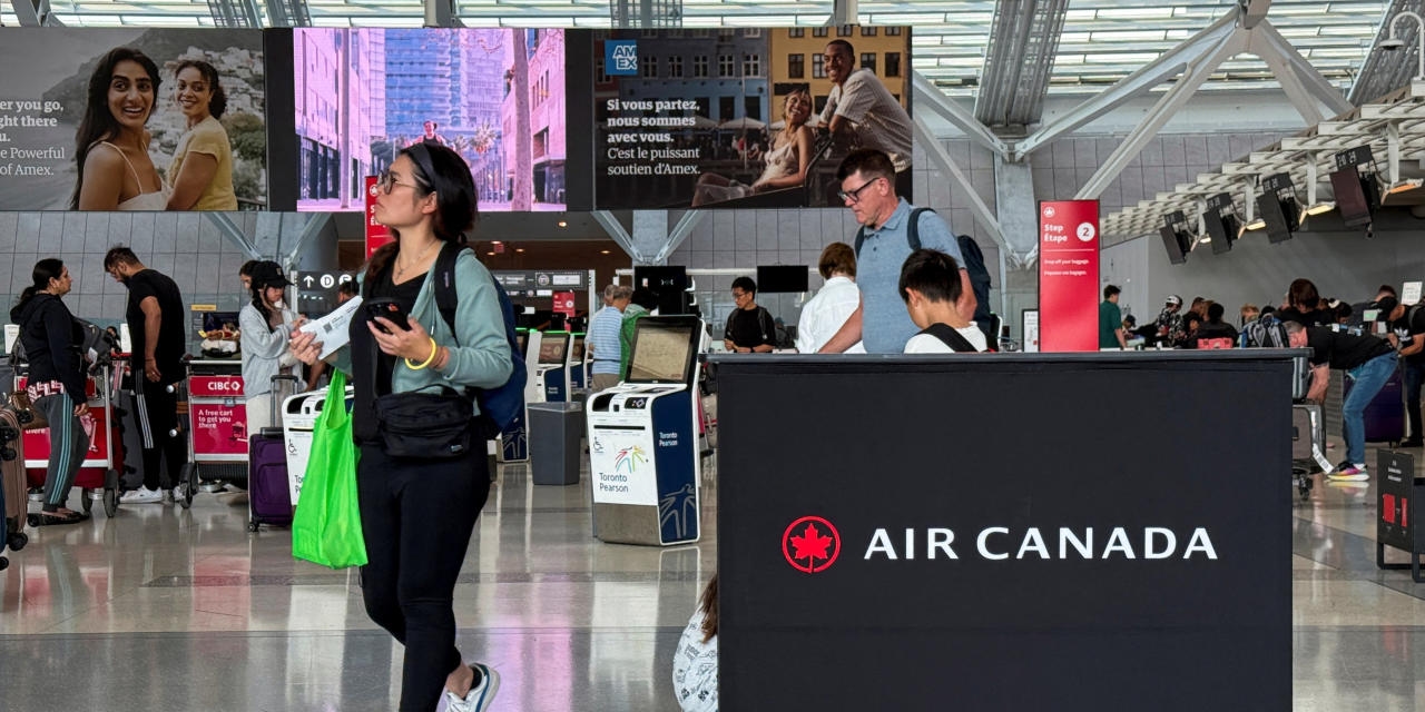Air Canada Begins Wind Down of Operations Amid Strike Threat From Flight Attendants