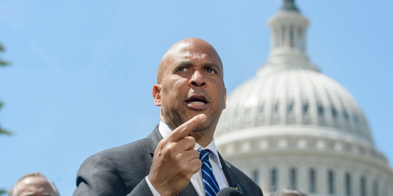 Cory Booker, Senate's Mr. Nice Guy, Starts to Throw Some Punches