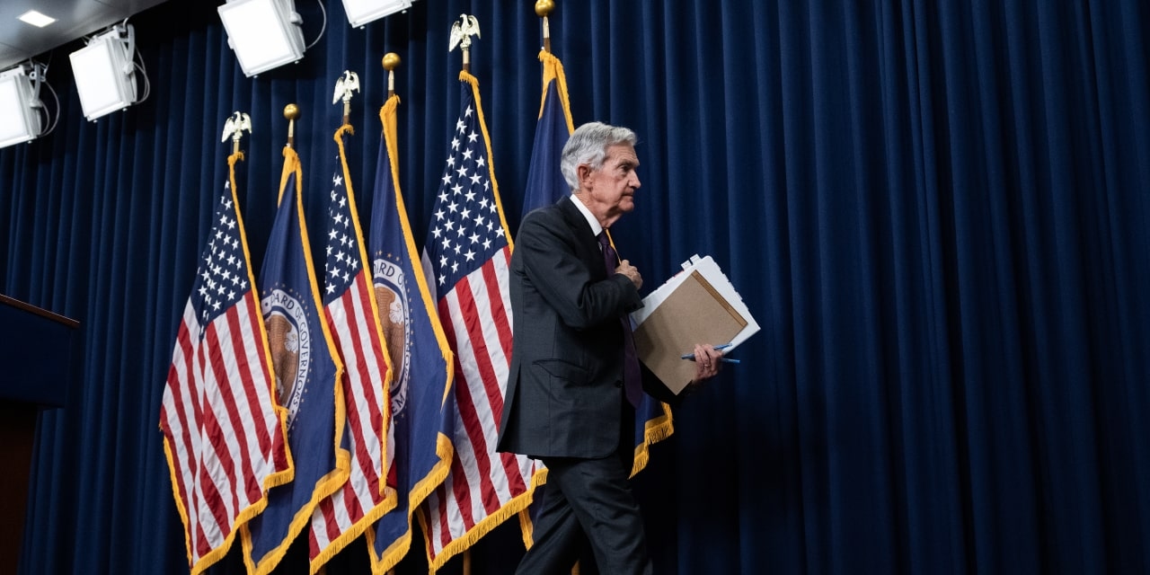 Why Political Pressure on Central Banks Is So Toxic for Investors