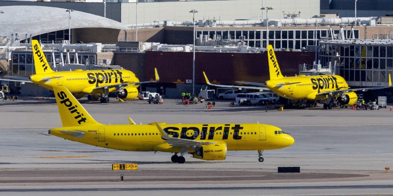 Frontier Airlines Says Bankruptcy Won't Fix Spirit. Its Solution: Merge