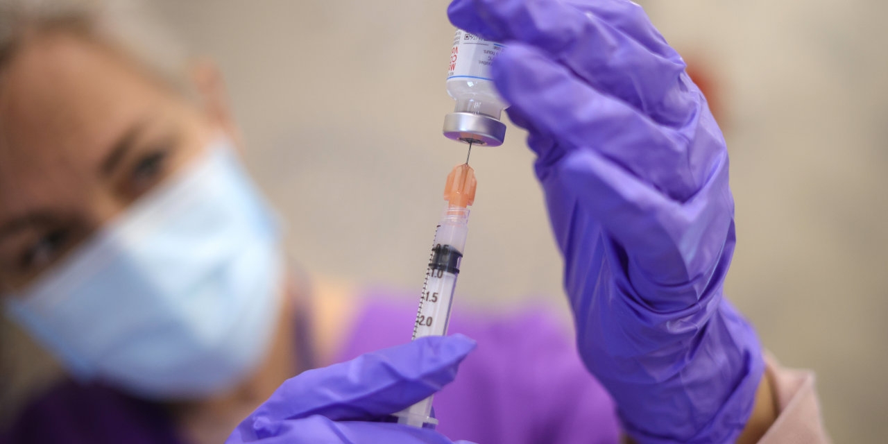 How Moderna Went From Pandemic Hero to Vaccine Victim