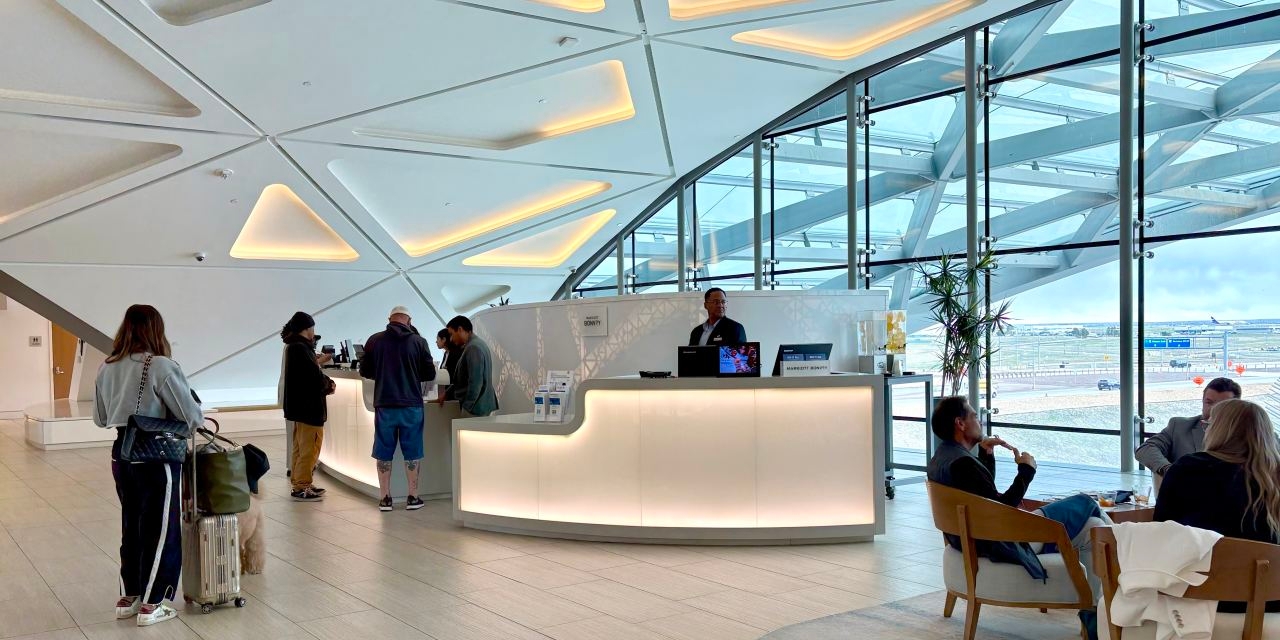 The Rise of the $500-a-Night Airport Hotel