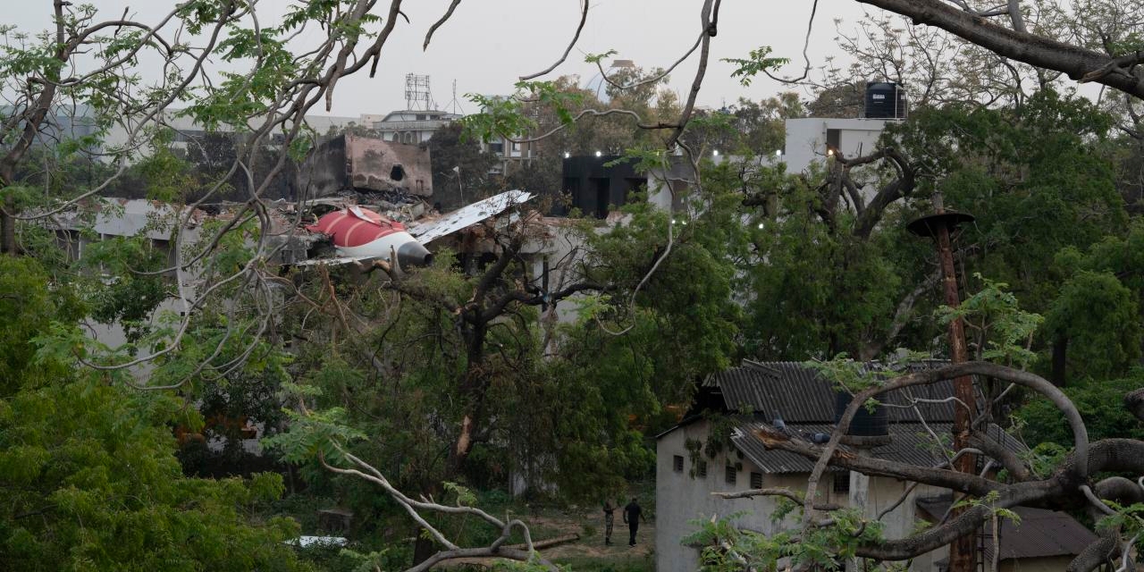 Boeing 787's Emergency-Power System Likely Active Before Air India Crash