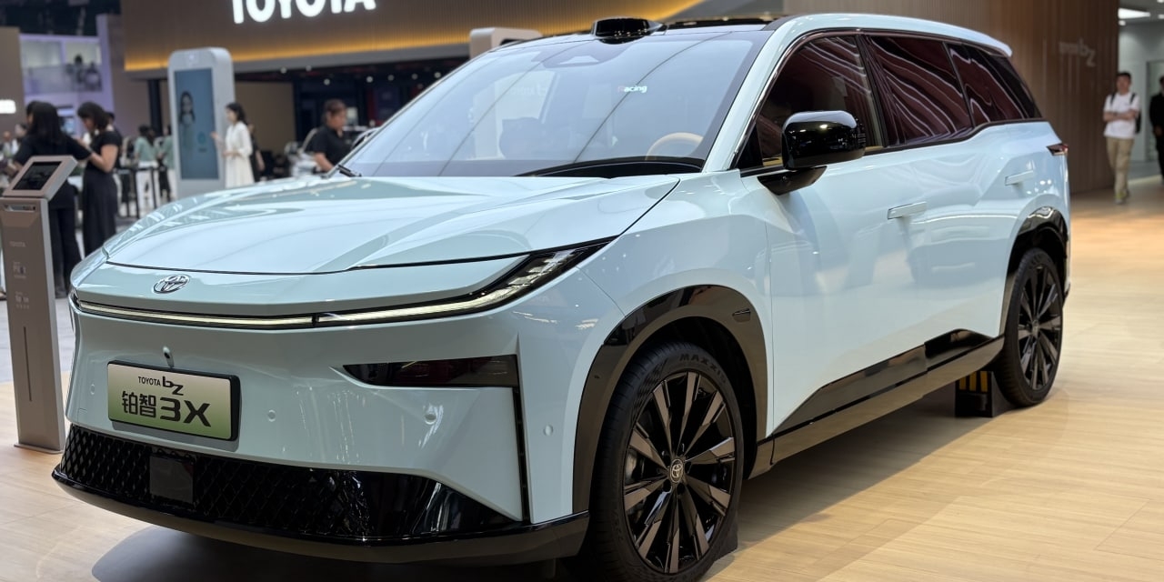 What a $15,000 Electric SUV Says About U.S.-China Car Rivalry