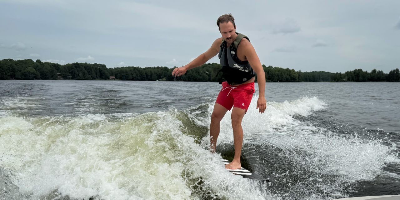Water Sport or Crime? The Bitter Fight Over Wave-Making Boats