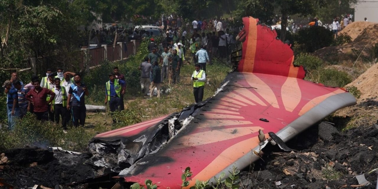 The First—and Final—Seconds of Air India Flight 171