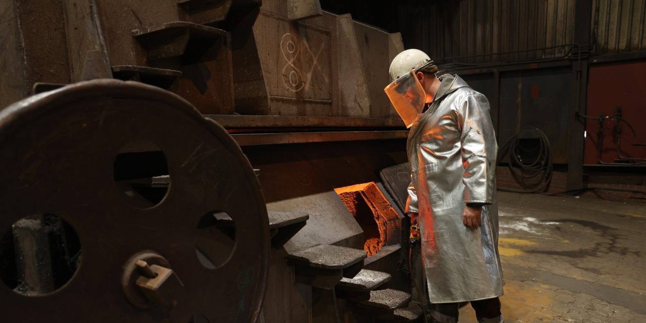 Thyssenkrupp Shares Plunge on Expectations Miss