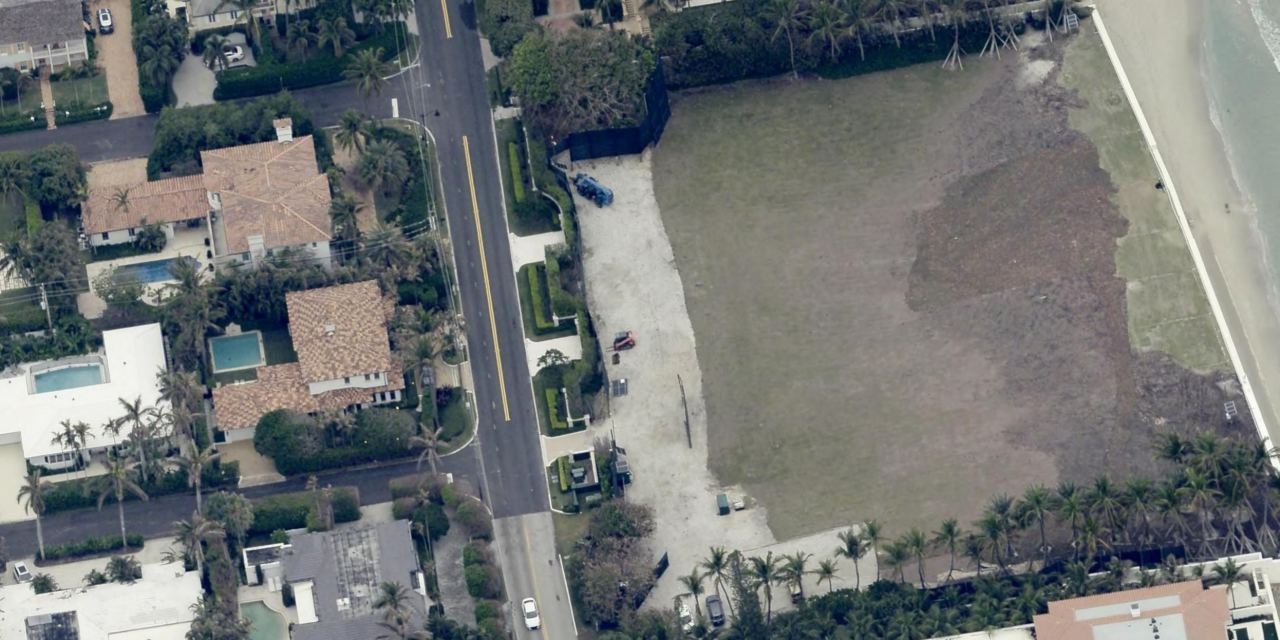 A $250 Million Real-Estate Mystery Is Unfolding in Palm Beach