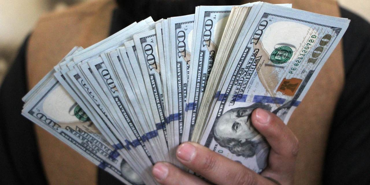 War Brings Out the Best in the Dollar