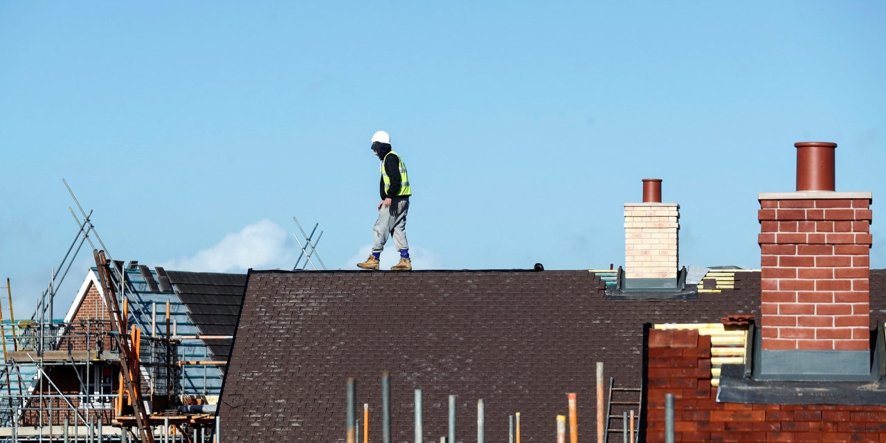 U.K. Housebuilders Agree to Pay $136 Million Following Probe