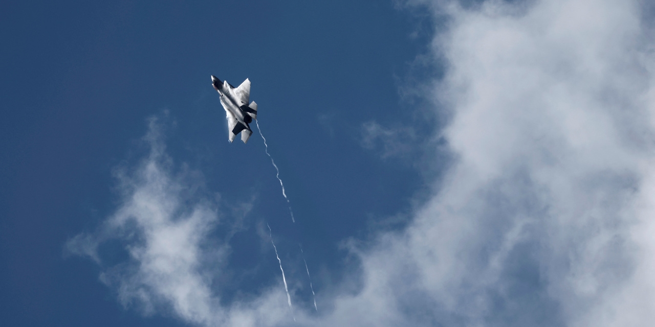 U.K. Shifts Nuclear Doctrine With Purchase of U.S. Jets