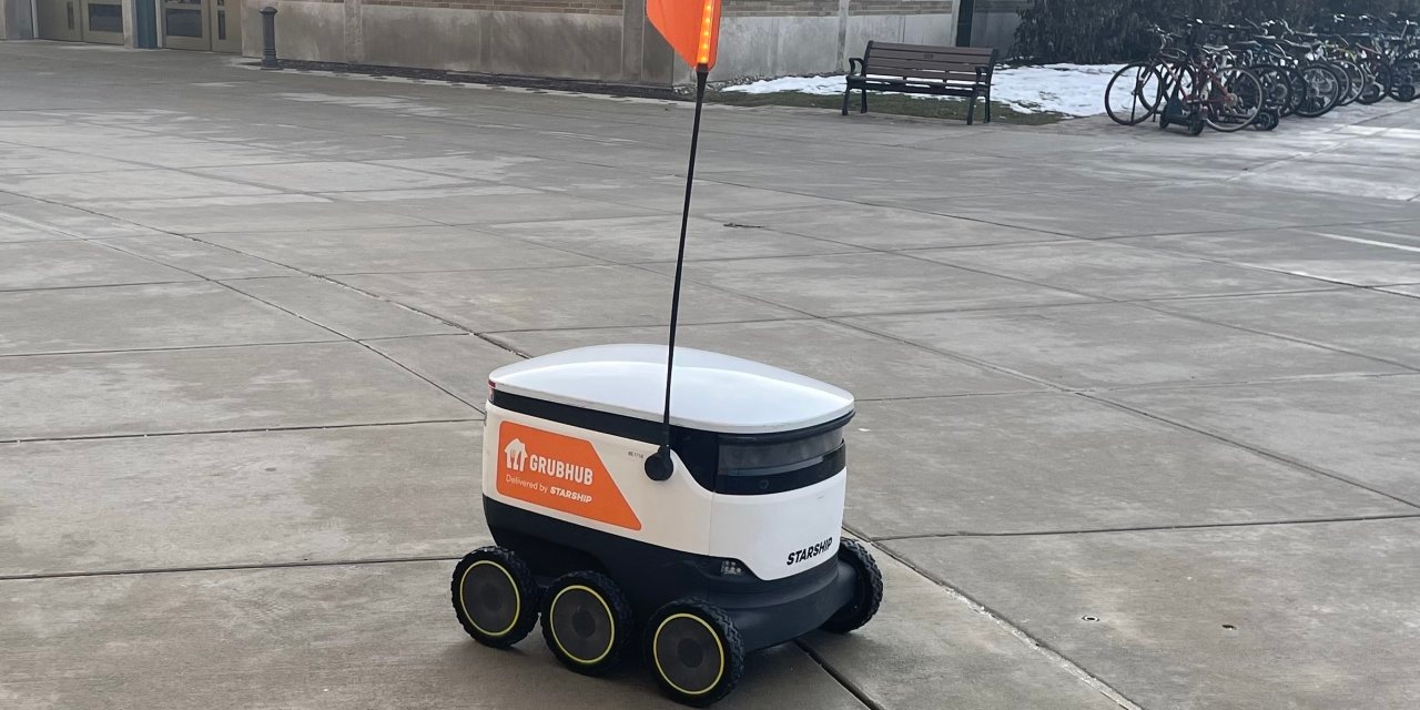 Out On the Streets, It's Every Food Robot for Itself