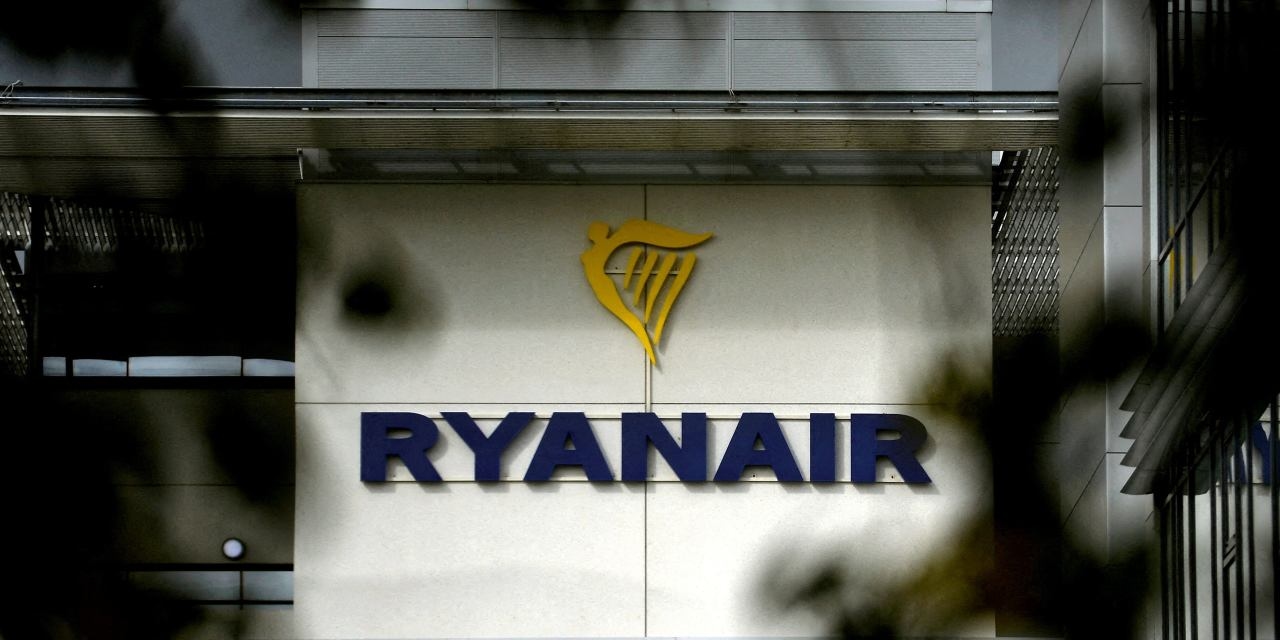 Ryanair Net Profit Surges After Boost From Easter Timing