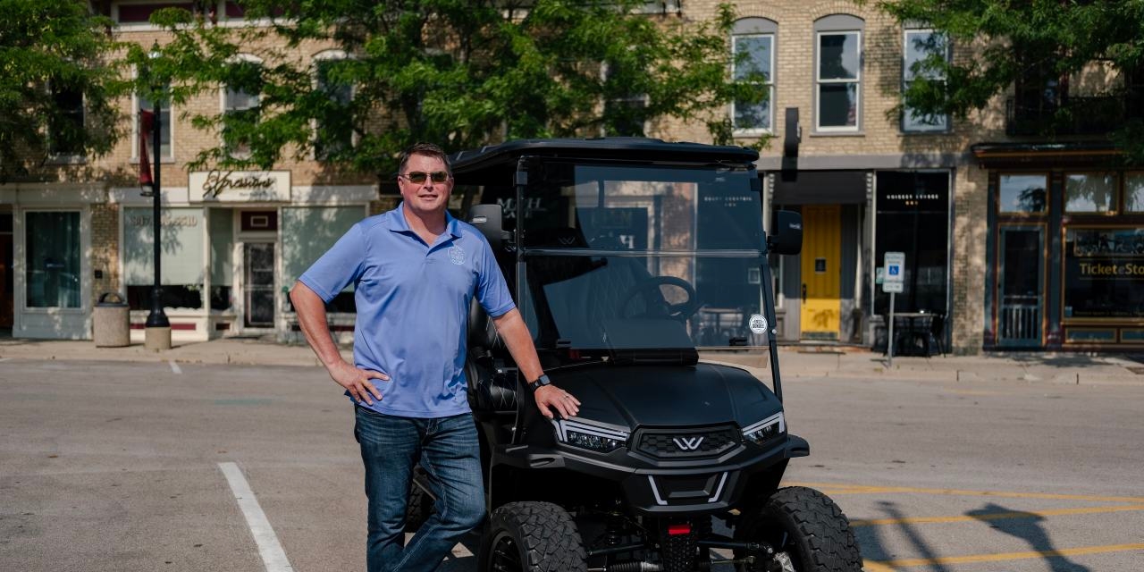 Golf Carts Have Taken Over Suburbia. Cue the Resistance.