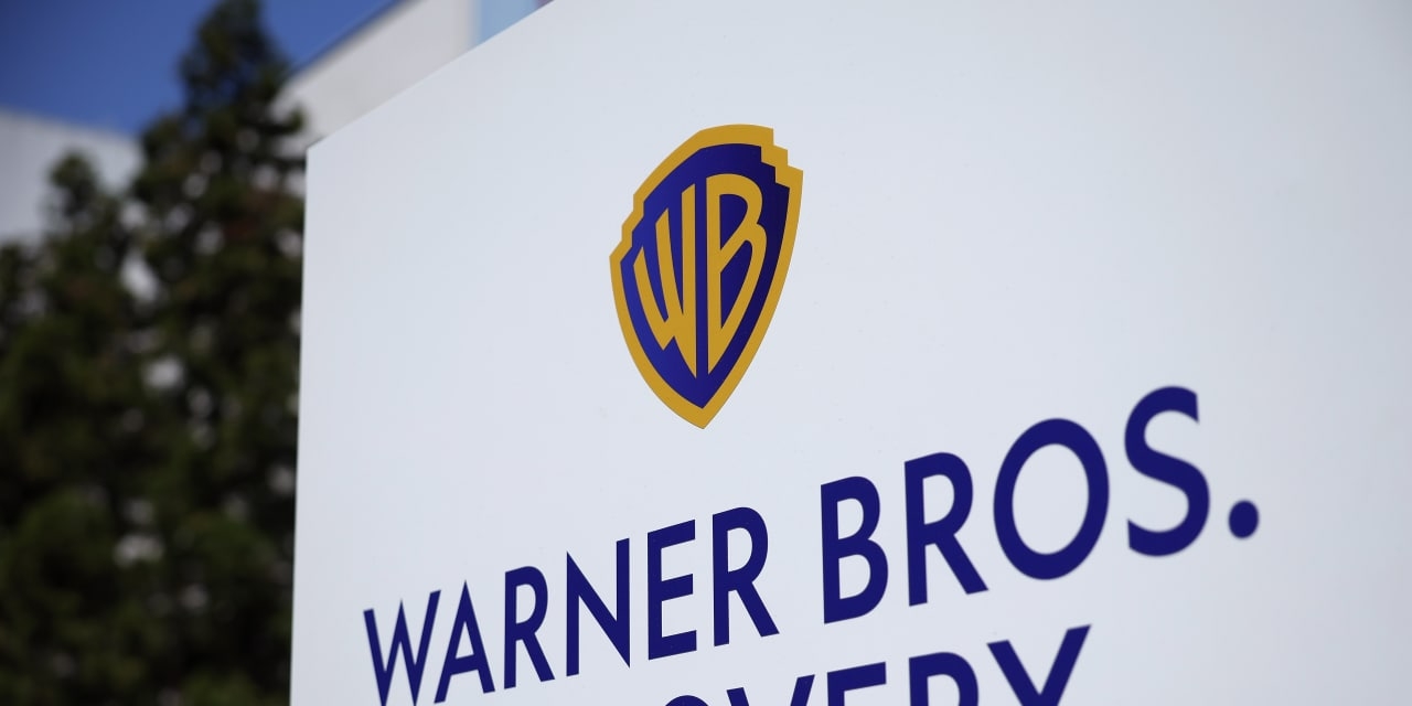 Warner Brothers Discovery 1Q Loss Narrows, Sales Decline