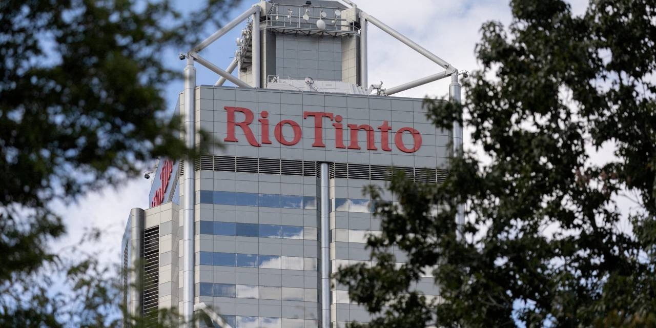 Rio Tinto's Iron Ore Output Highest Since 2018; Flags Tariff Costs