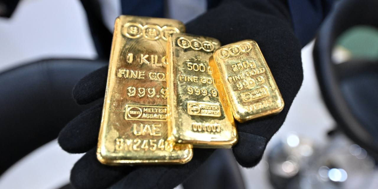 Stocks Slip Despite China Tariff Extension