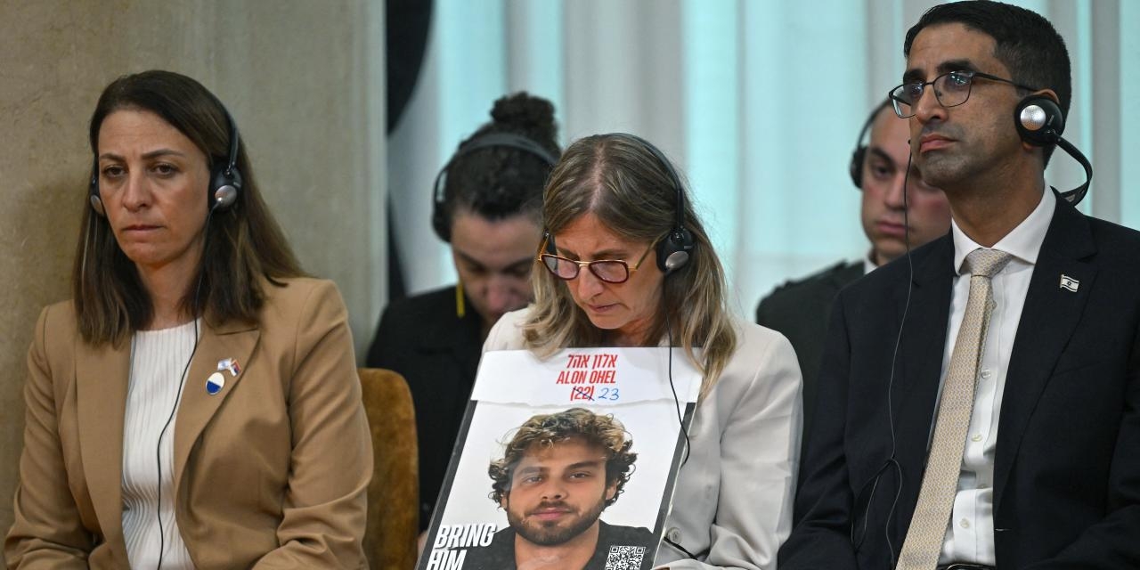 Inside the Failed Push by Hostage Families to Meet With Trump and Qatar's Emir