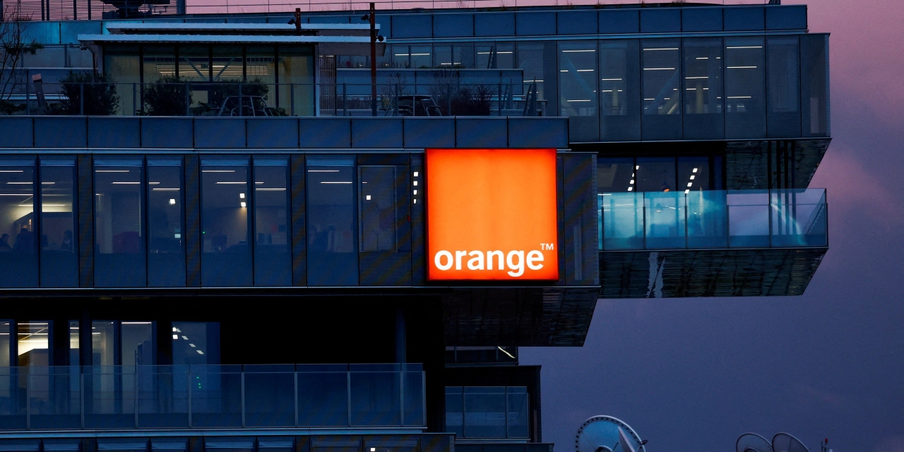 Orange Lifts Guidance After Strong Growth in Africa, Middle East Segment