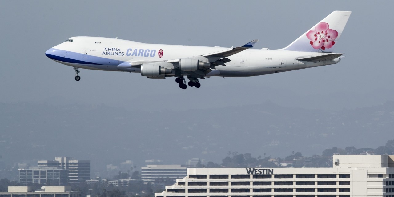Asia-U.S. Air Cargo Shipments Slide