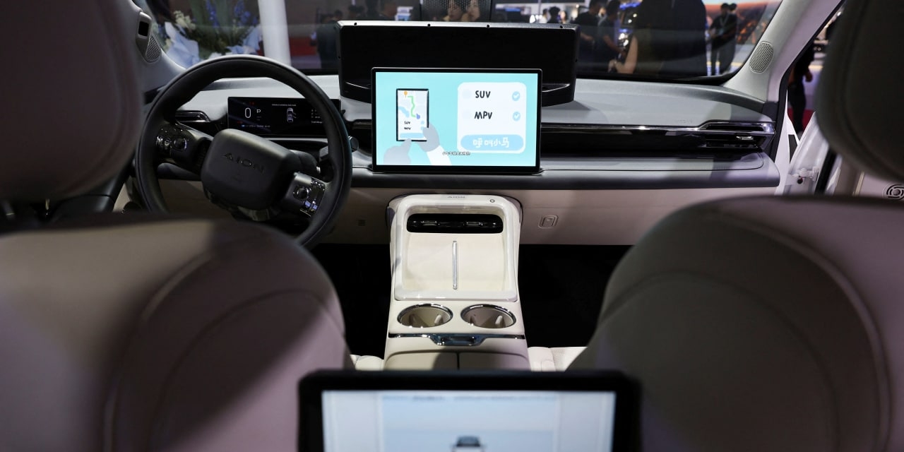 Chinese Robotaxi Companies Look to the Middle East for Growth