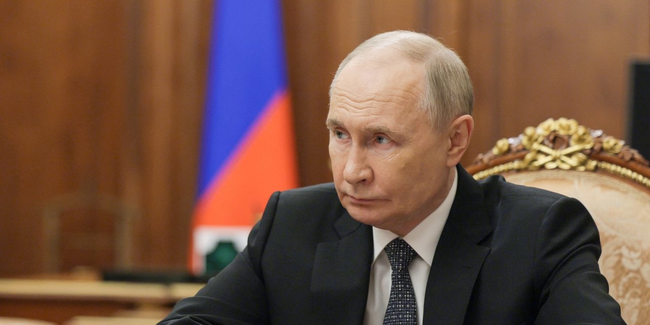 Putin Seeks to Play Both Sides—and Trump—in Iran-Israel Clash