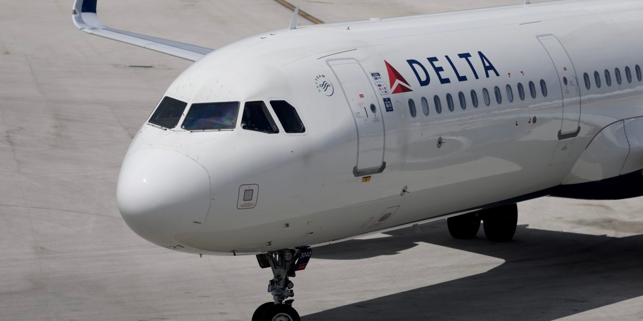 Delta Air Lines Works to Recover After Storms Snarl Weekend Travel