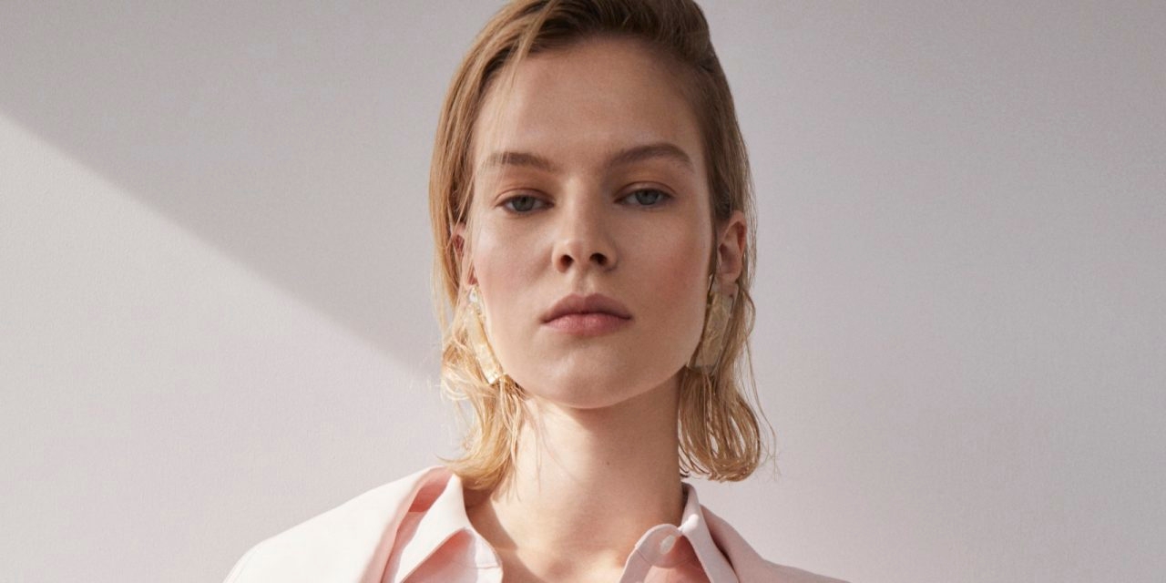 Call It CEO Pink: This Muted, Dusty Shade Means Power in the Office
