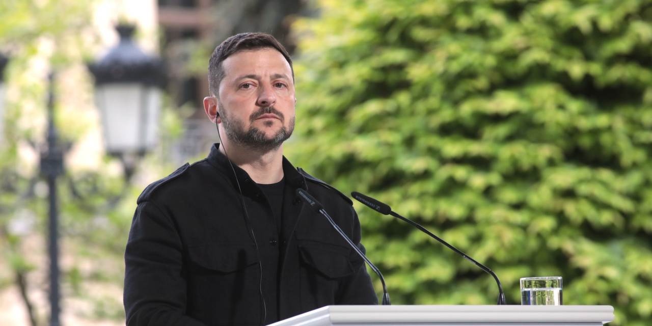 Zelensky Asks Trump to Join Ukraine Peace Talks