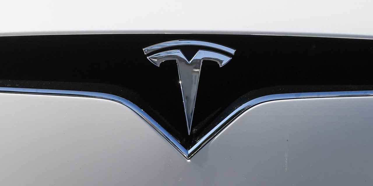 Musk Says Tesla Robotaxi Launch Tentatively Planned for June 22