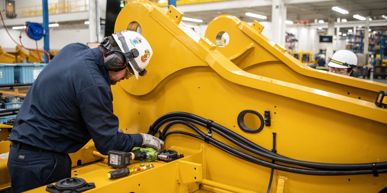 Even With U.S. Plants, Caterpillar Can't Escape Tariffs